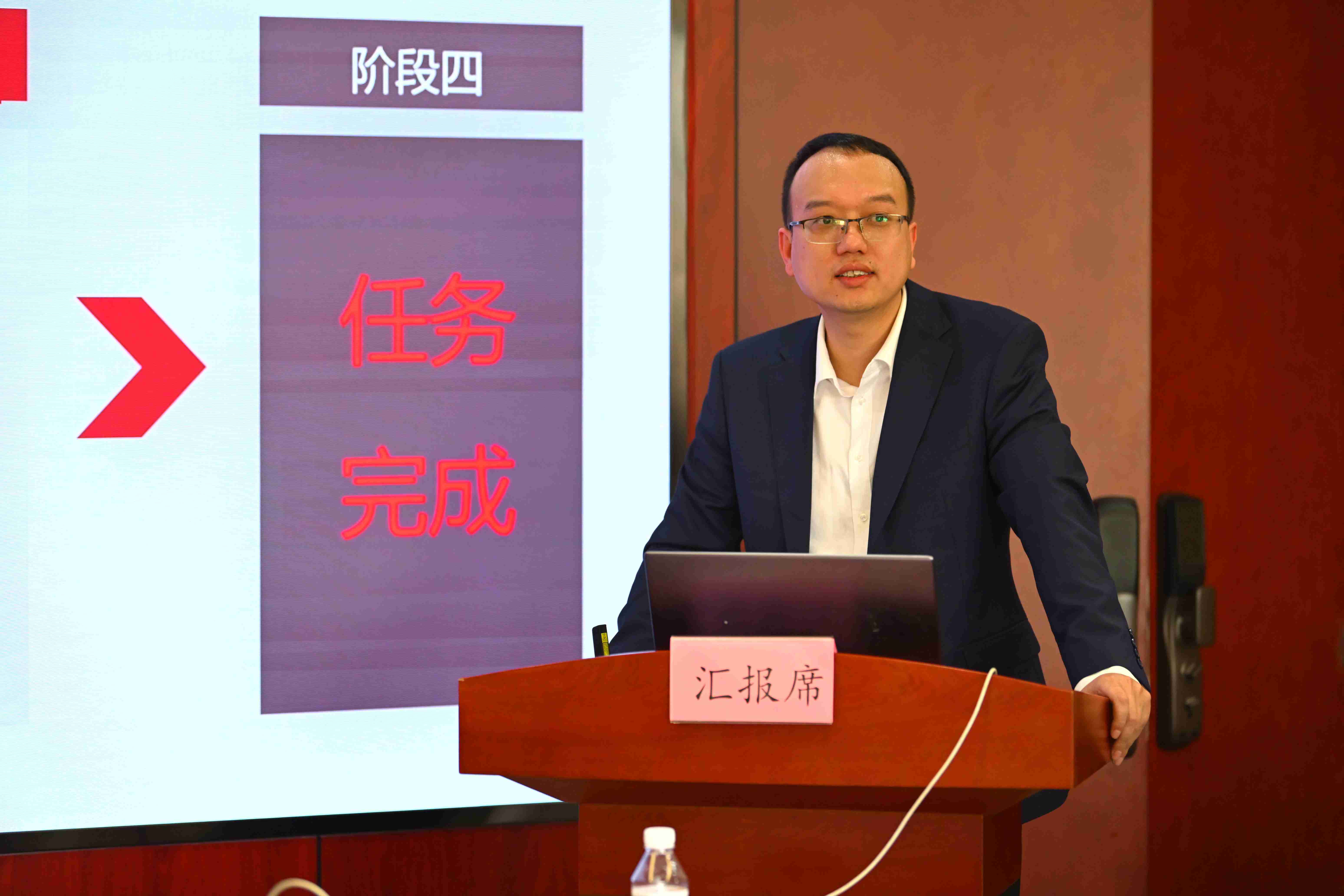 8陈凯_副本.jpg 8陈凯_副本.jpg