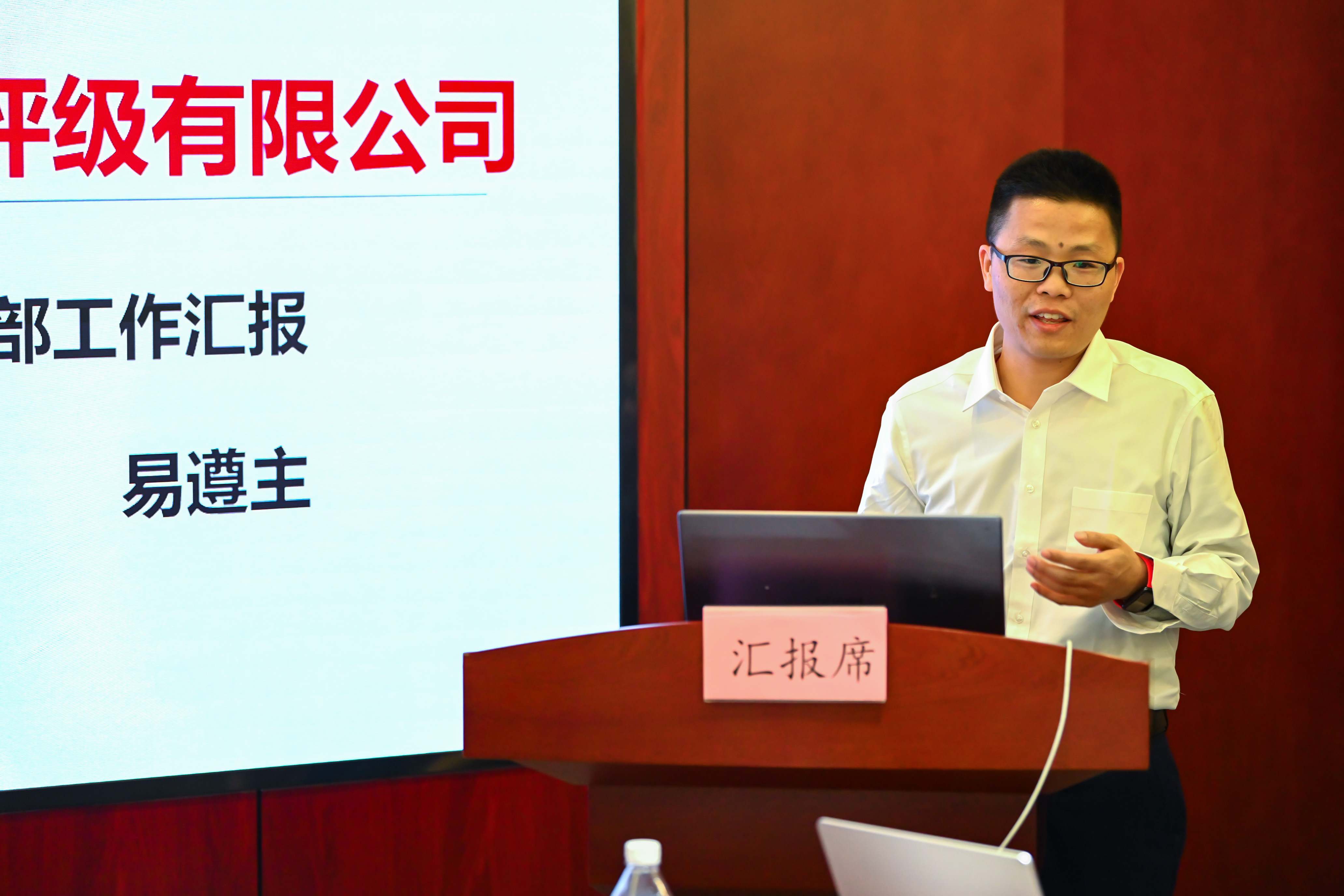 25易遵主_副本.jpg 25易遵主_副本.jpg