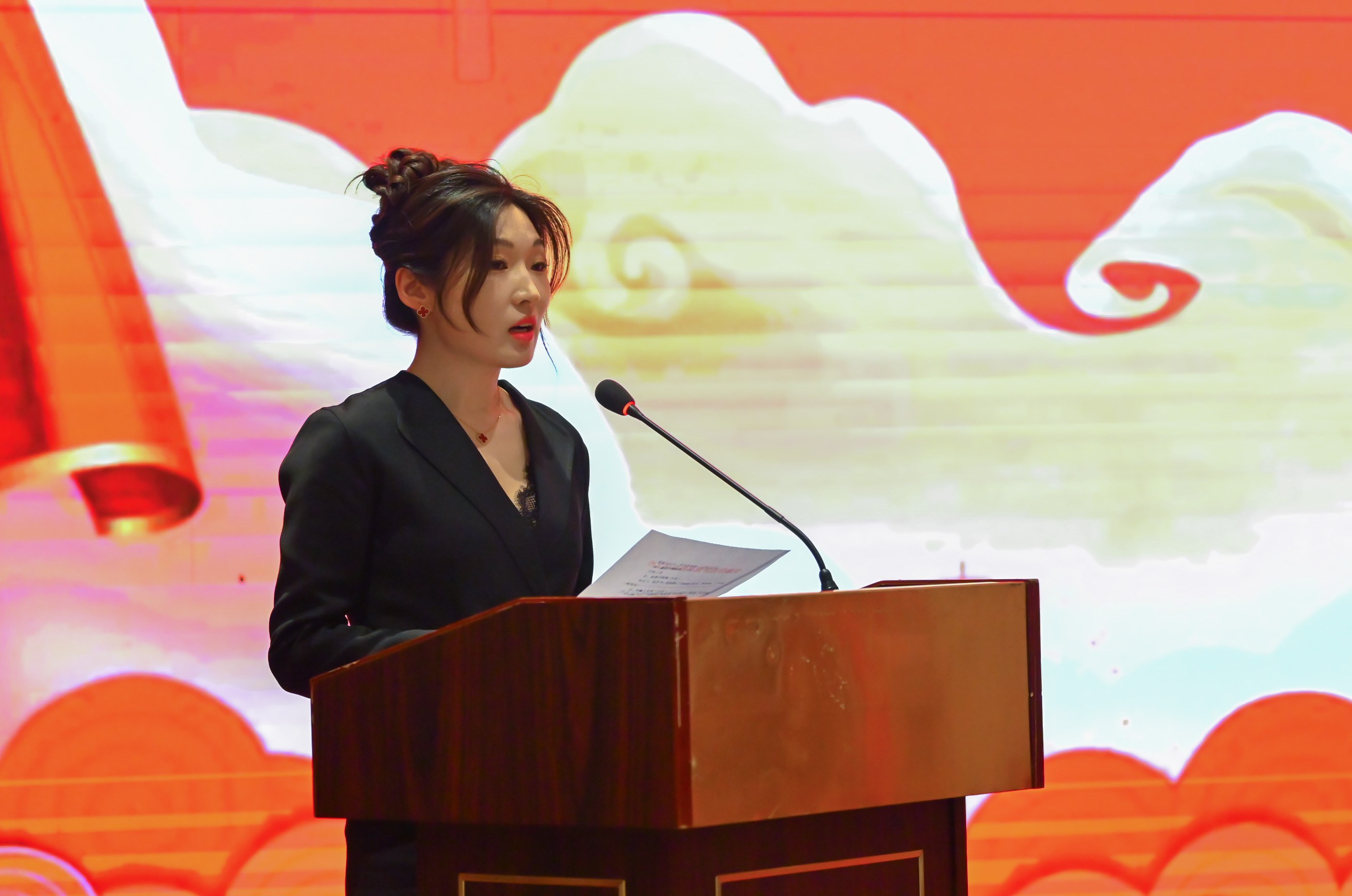 2-1宣读表彰决定_副本.jpg 2-1宣读表彰决定_副本.jpg