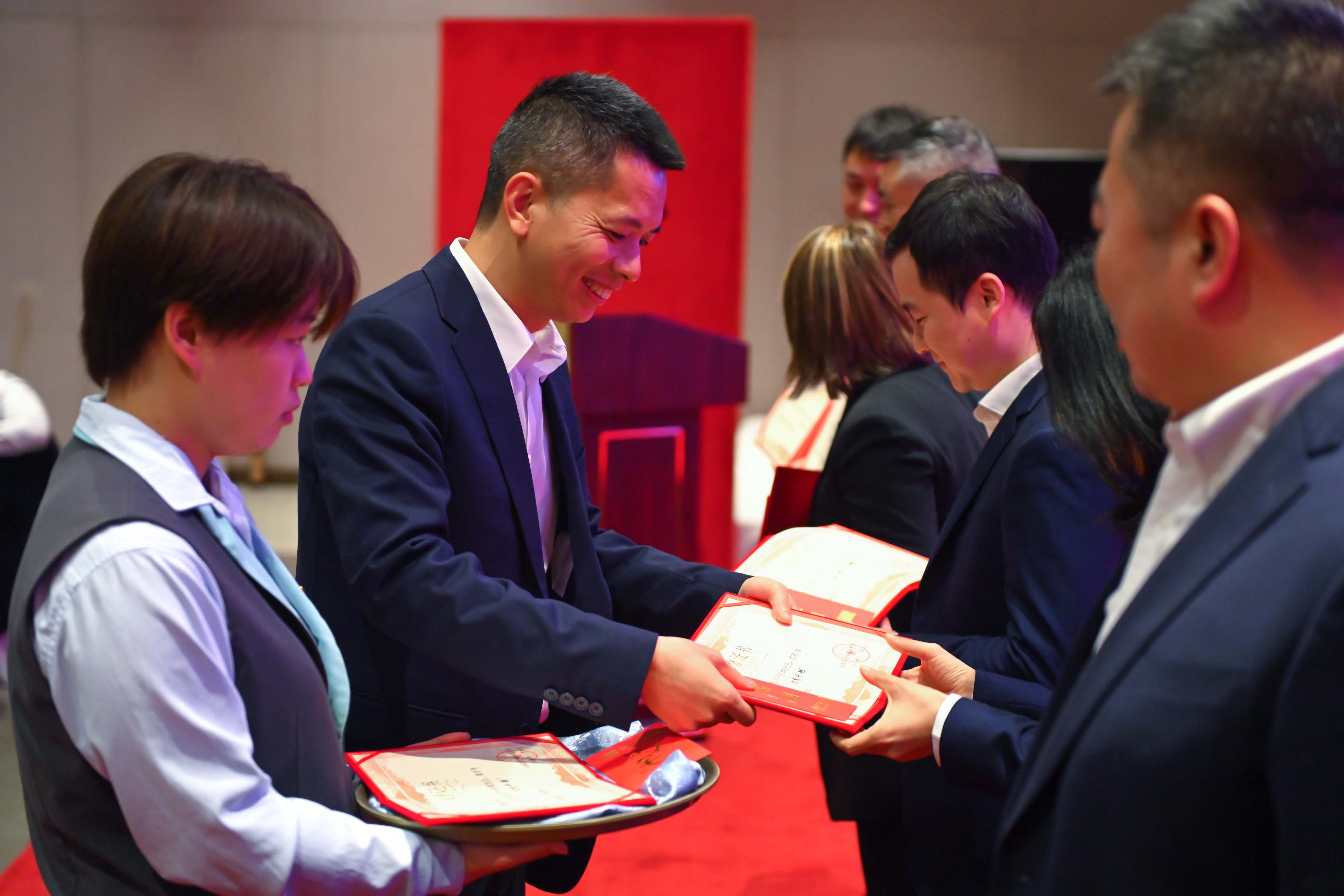 6-1优秀干部_副本.jpg 6-1优秀干部_副本.jpg